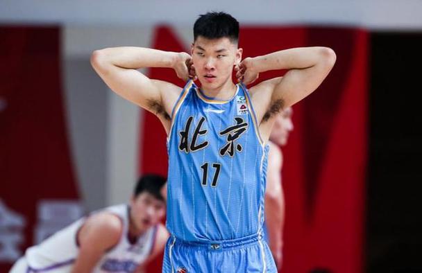 李铁曾在采